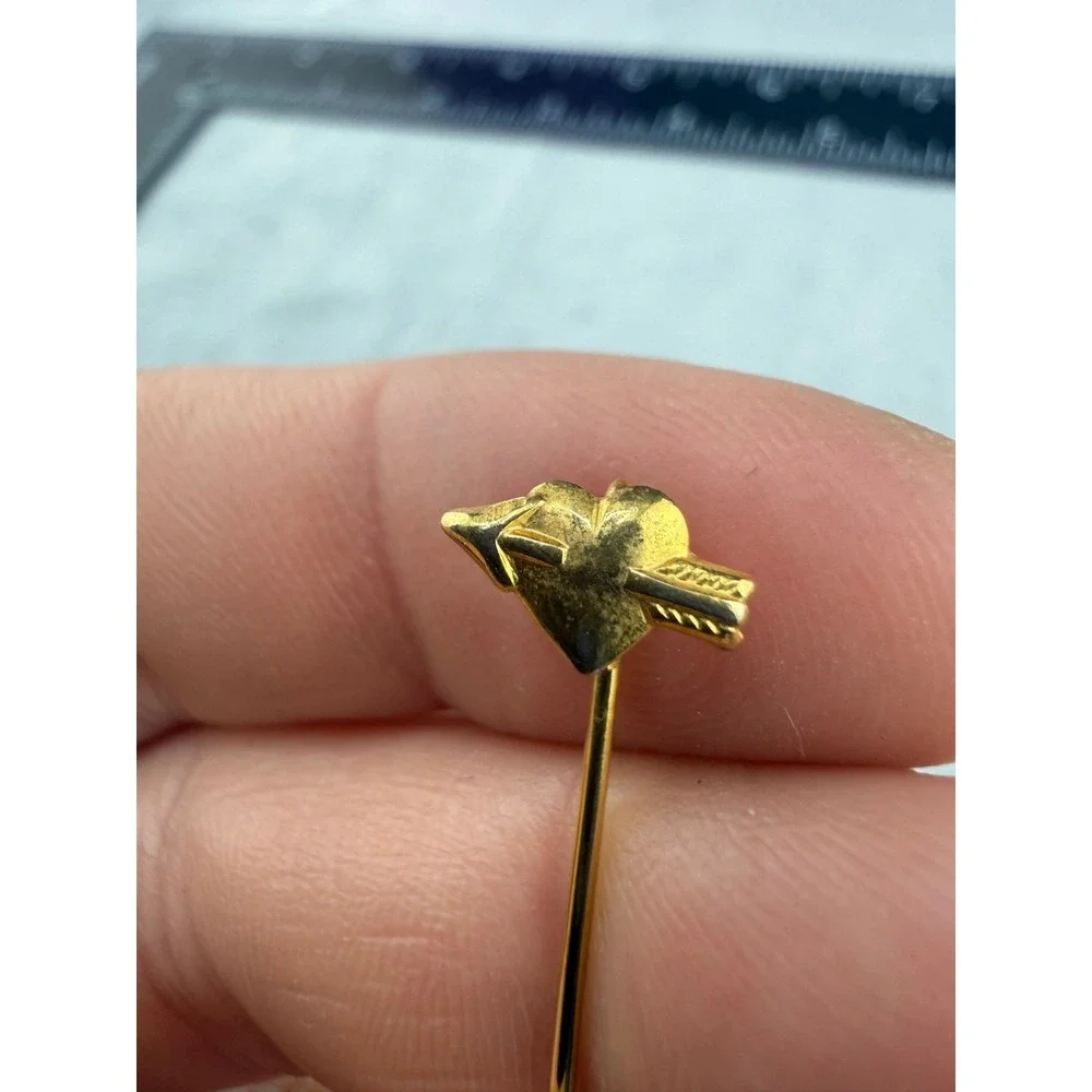 Vintage Brooch Lot Hearts Gold Tone Stuck Pin  Mother of Pearl Initial‎